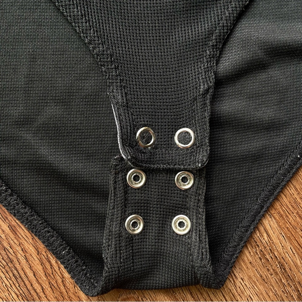 Burberry Burberrys vintage logo bodysuit short sleeve black Ribbed Sz 48 - Picture 6 of 13